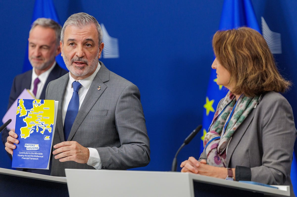 Prefeitos europeus discutem crise habitacional em Bruxelas.