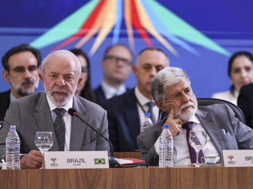 Celso Amorim em evento oficial do BRICS.