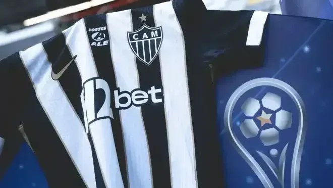 Jogadores do Atlético-MG em partida da Copa Sul-Americana.