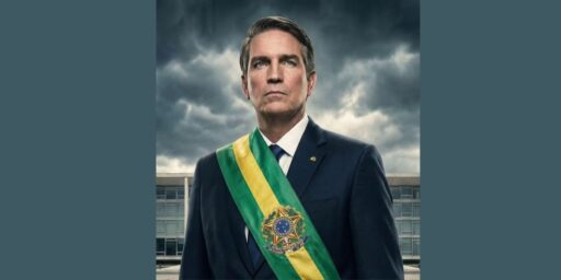 Cinebiografia de Jair Bolsonaro é alvo de críticas e ameaça candidatura de Flávio em contexto de Política Econômica