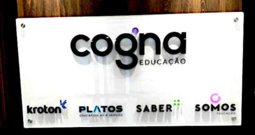 Logotipo da Cogna Educação e informações sobre dividendos.
