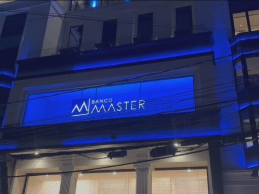 Logotipo do Banco Master e menção ao TCU.