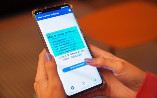 Contribuintes e MEIs enfrentam prazos finais para entrega de declarações à Receita Federal em contexto de Política Econômica