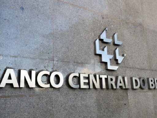 Copom reduz taxa Selic para 14,50% ao ano em decisão unânime em contexto de Política Econômica