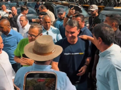 Senador Flávio Bolsonaro durante evento da Agrishow em Ribeirão Preto.