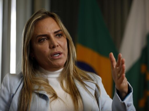 Governadora do DF busca solução técnica para o BRB após reunião com Banco Central em contexto de Finanças do Brasil