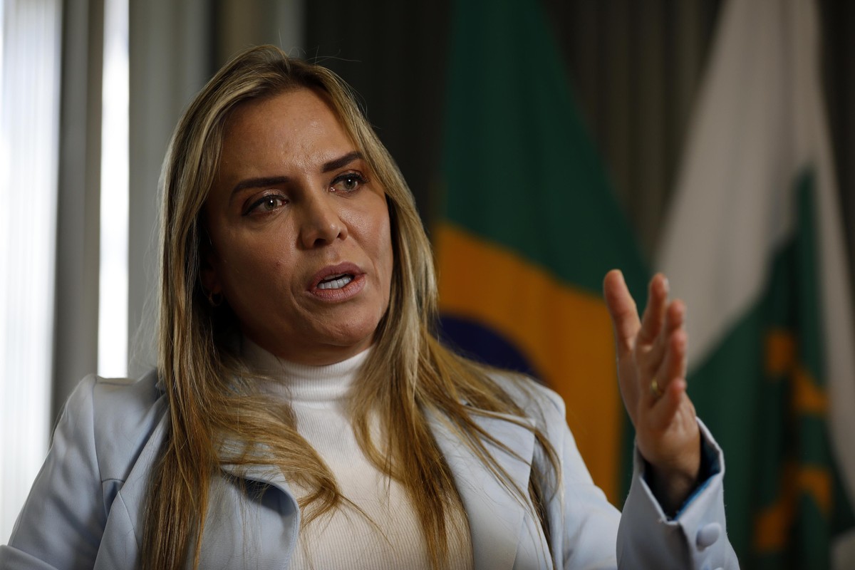 Governadora do DF busca solução técnica para o BRB após reunião com Banco Central em contexto de Finanças do Brasil