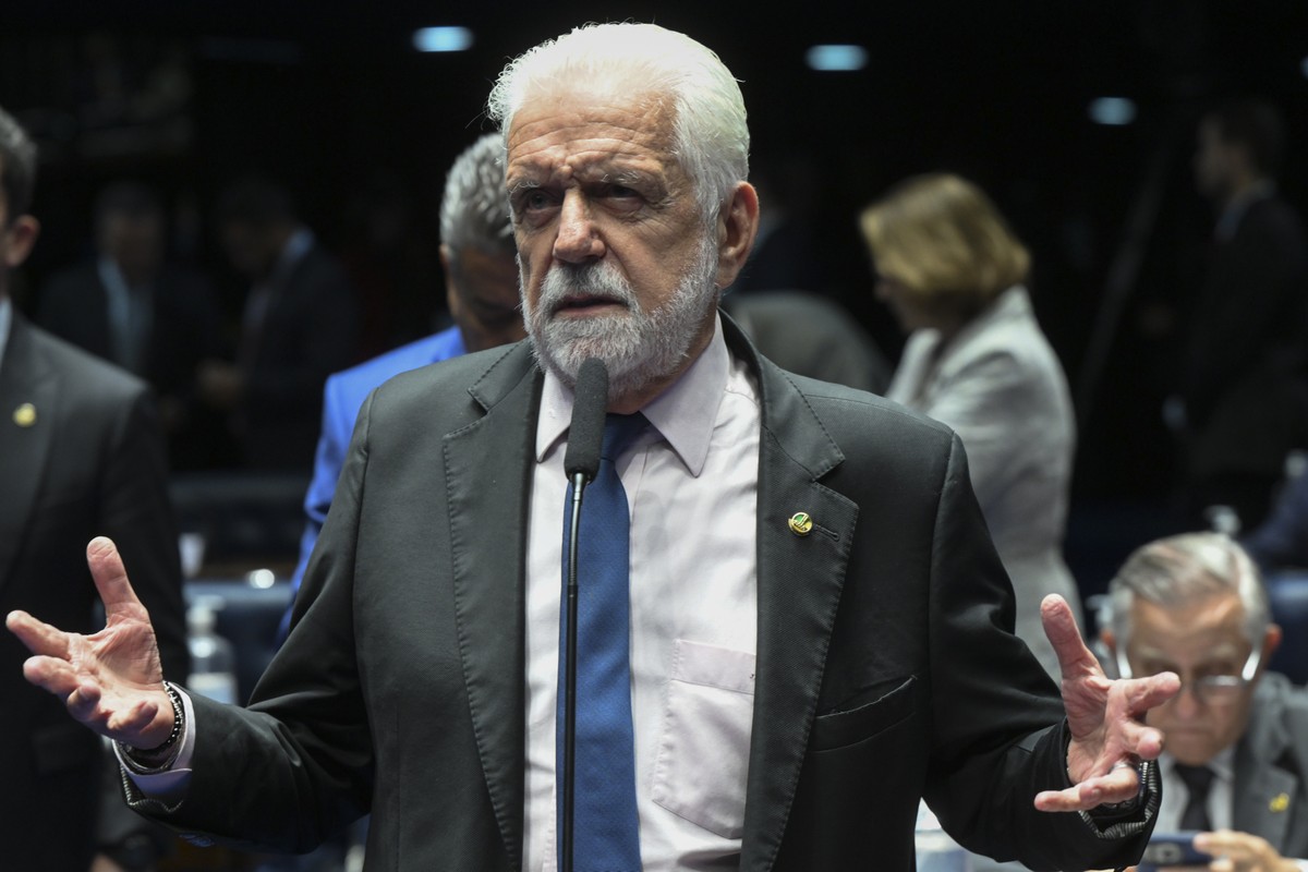 Jorge Messias durante audiência pública.