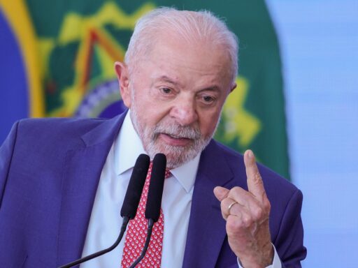 Lula diz que cobrou extradição de Ricardo Magro em reunião com Donald Trump em contexto de Política Econômica