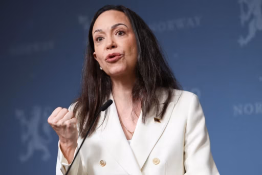 María Corina Machado durante coletiva de imprensa sobre sua candidatura.