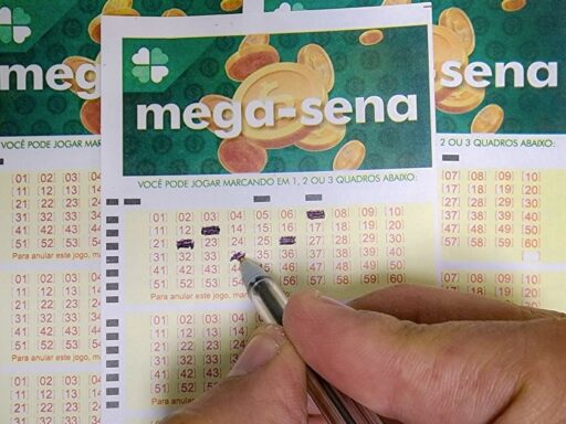 Sorteio da Mega-Sena 3010 com prêmio de R$ 330 milhões