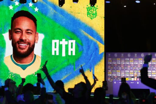 Panini anuncia pacote de atualização para álbum da Copa do Mundo após convocação em contexto de Política Econômica