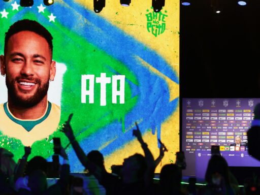 Panini anuncia pacote de atualização para álbum da Copa do Mundo após convocação em contexto de Política Econômica