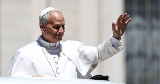Papa Leão XIV durante evento oficial no Vaticano.