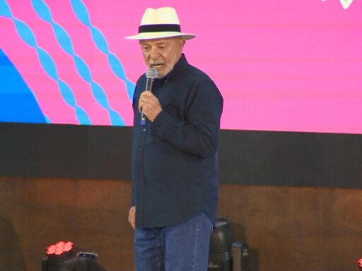 Presidente Lula inicia tratamento de radioterapia preventiva no couro cabeludo em contexto de Política Econômica