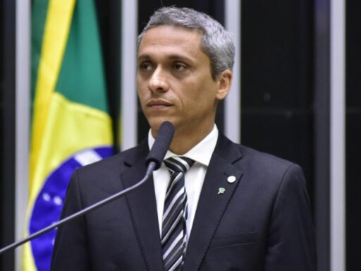 Primeira Turma do STF torna Gustavo Gayer e Silas Malafaia réus por injúria em contexto de Política Econômica