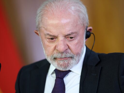 Senado rejeita indicação de Jorge Messias ao STF em derrota histórica para o governo em contexto de Finanças do Brasil