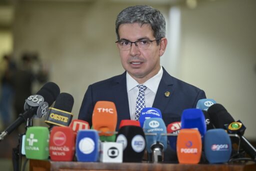 Senado rejeita indicação de Jorge Messias ao STF em derrota histórica para o governo em contexto de Finanças do Brasil