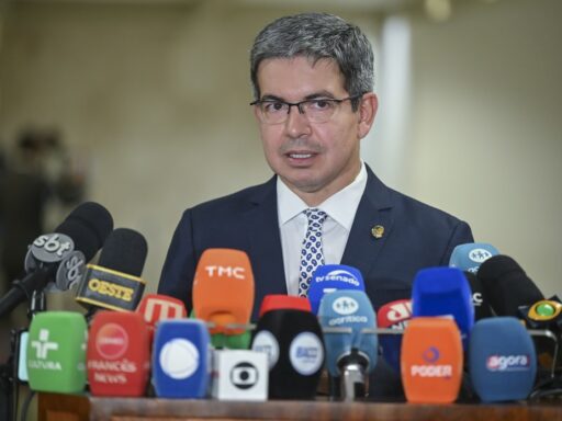 Senado rejeita indicação de Jorge Messias ao STF em derrota histórica para o governo em contexto de Finanças do Brasil