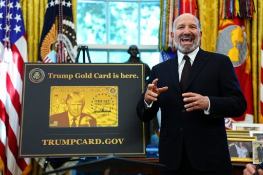 Documento de visto Gold Card dos Estados Unidos.
