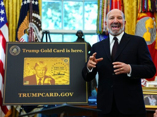 Documento de visto Gold Card dos Estados Unidos.