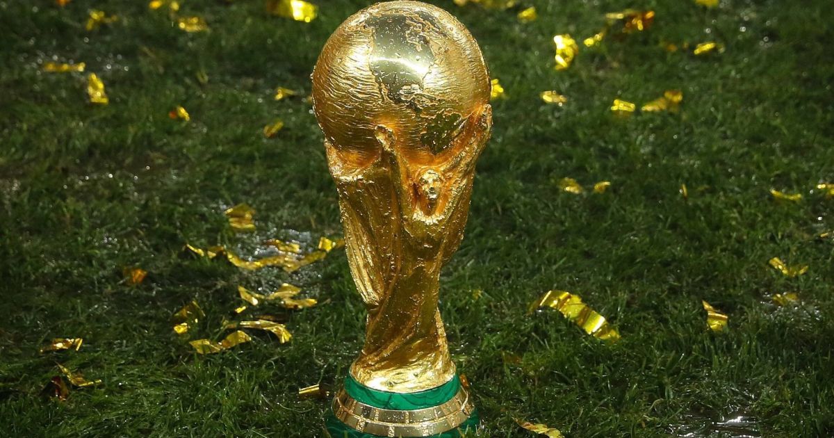 Seleções da Argentina e França em campo durante a Copa do Mundo.