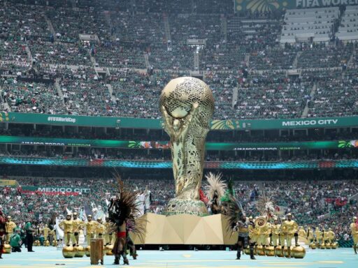 Cerimônia de abertura da Copa do Mundo 2026 no Estádio Azteca.
