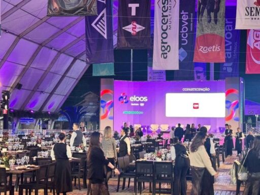 Lideranças e especialistas reunidos no evento Eloos para debater o futuro do agronegócio.
