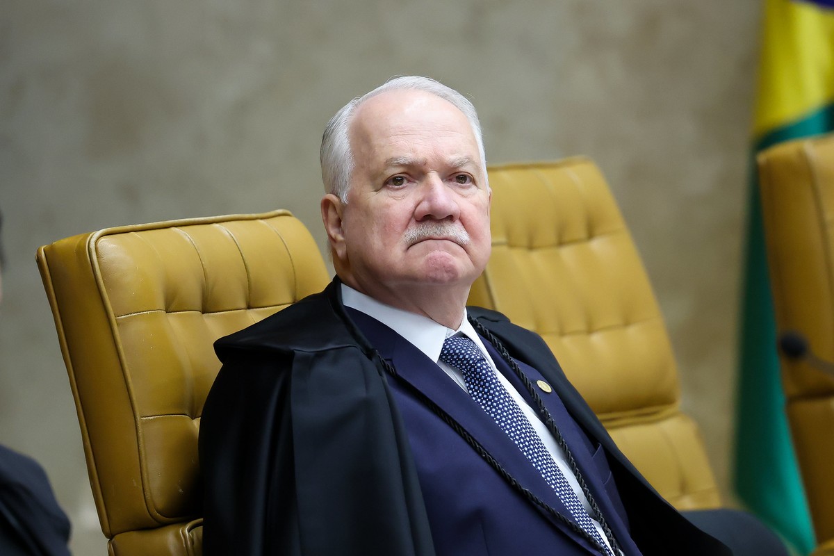 Fachin quer que revisão do CNJ sobre 'penduricalhos' seja concluída até novembro em contexto de Política Econômica