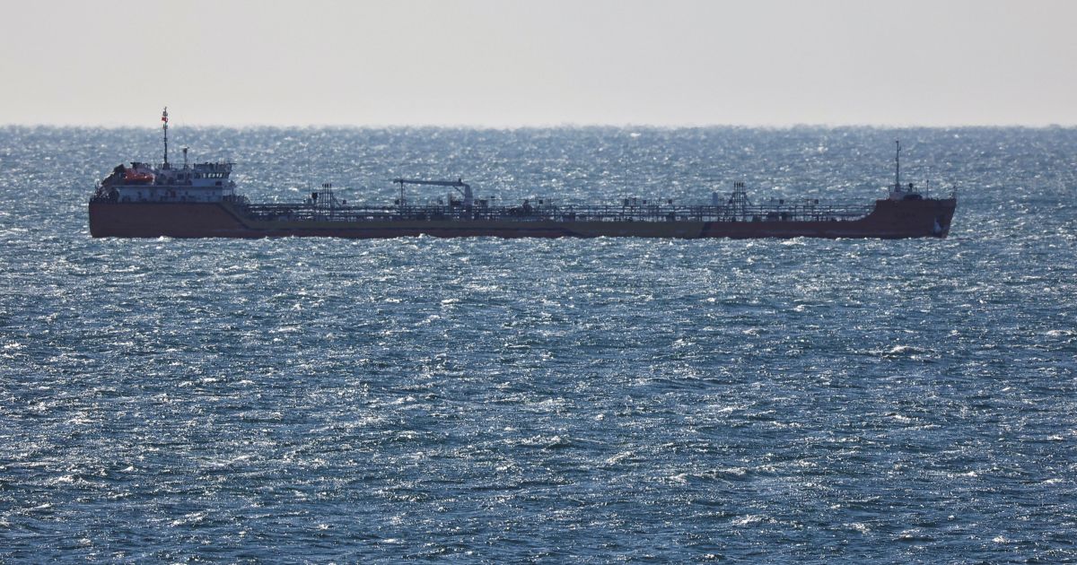 Petroleiro Tagor interceptado pela Marinha francesa no Atlântico.