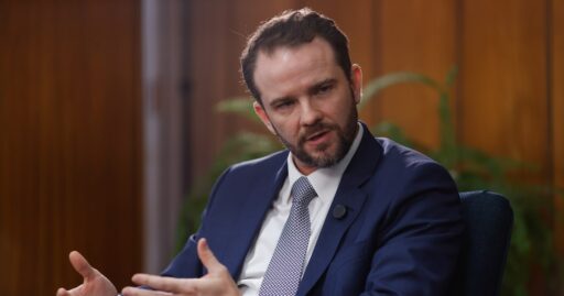 Governo brasileiro manifesta preocupação com possíveis novas tarifas dos Estados Unidos em contexto de Política Econômica