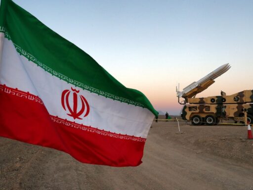 Representantes iranianos discutem termos de possível acordo com os Estados Unidos.