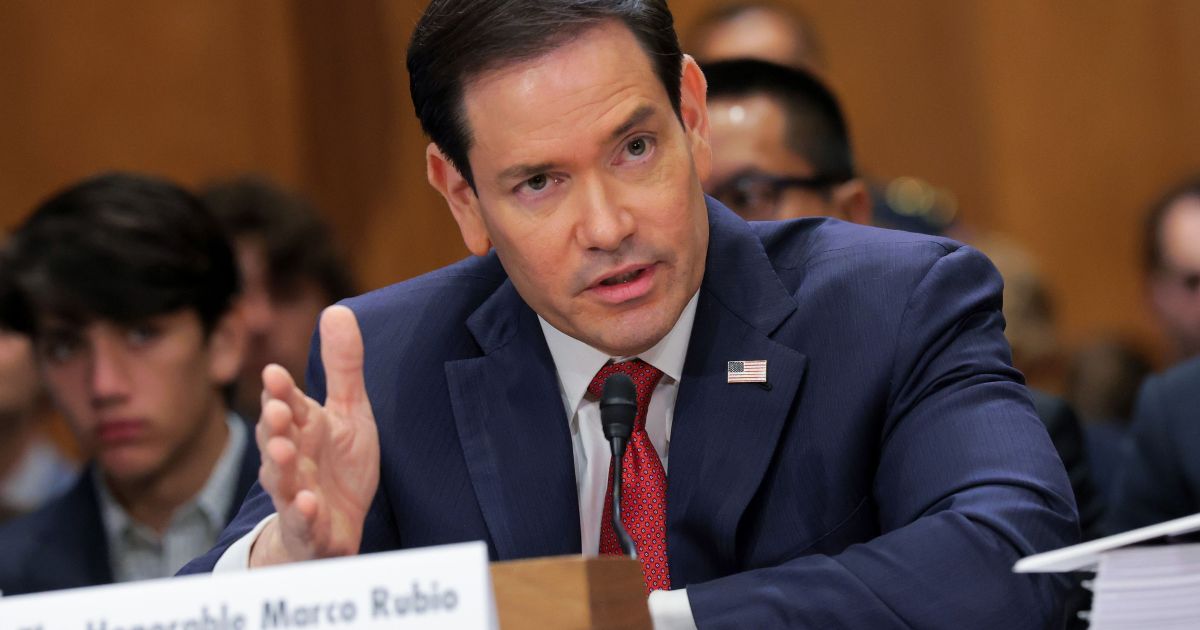 Marco Rubio exclui Brasil de lista de aliados na América Latina; Lula reage em contexto de Política Econômica