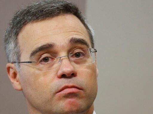 Ministro André Mendonça relata proposta de 'delação seletiva' em meio em contexto de Política Econômica
