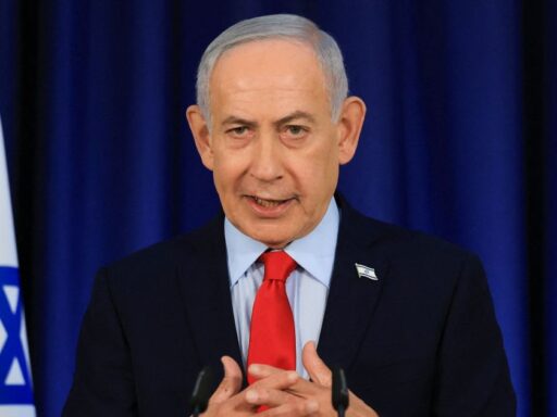 Benjamin Netanyahu e Donald Trump em reunião oficial.