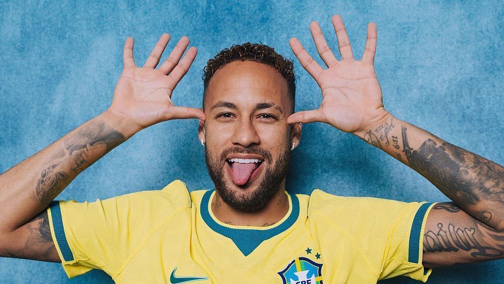 Neymar em campo pela Seleção Brasileira durante preparação para a Copa do Mundo.