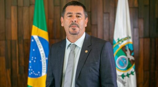 Operação do MPRJ investiga deputado Val Ceasa por suposta ligação com facção criminosa em contexto de Política Econômica