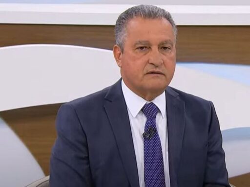 O ministro Rui Costa em evento oficial.