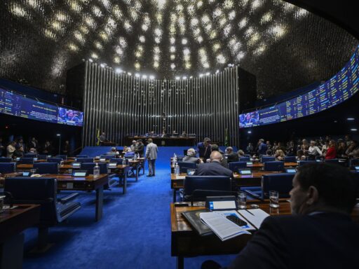 Senado aprova projeto que blinda orçamento de agências reguladoras contra bloqueios em contexto de Política Econômica