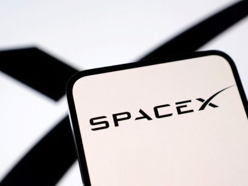 Infraestrutura de servidores da SpaceX para processamento de IA.