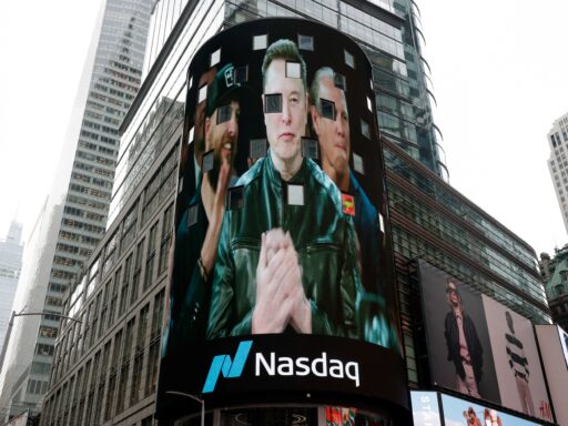 Elon Musk durante a estreia da SpaceX na Nasdaq em Nova York.