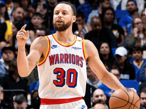 Stephen Curry em evento de lançamento da parceria com a marca chinesa Li-Ning.