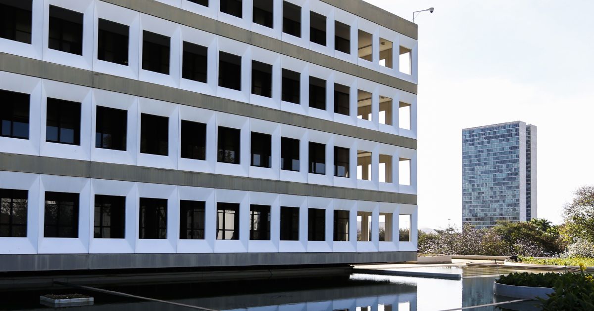Fachada do prédio do Tribunal de Contas da União.